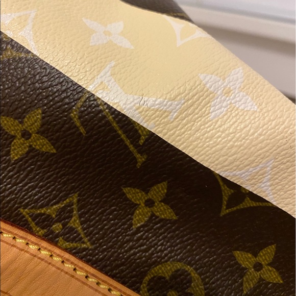 💎 AUTHENTIC LOUIS VUITTON PETIT NOE 💎 - Picture 4 of 9